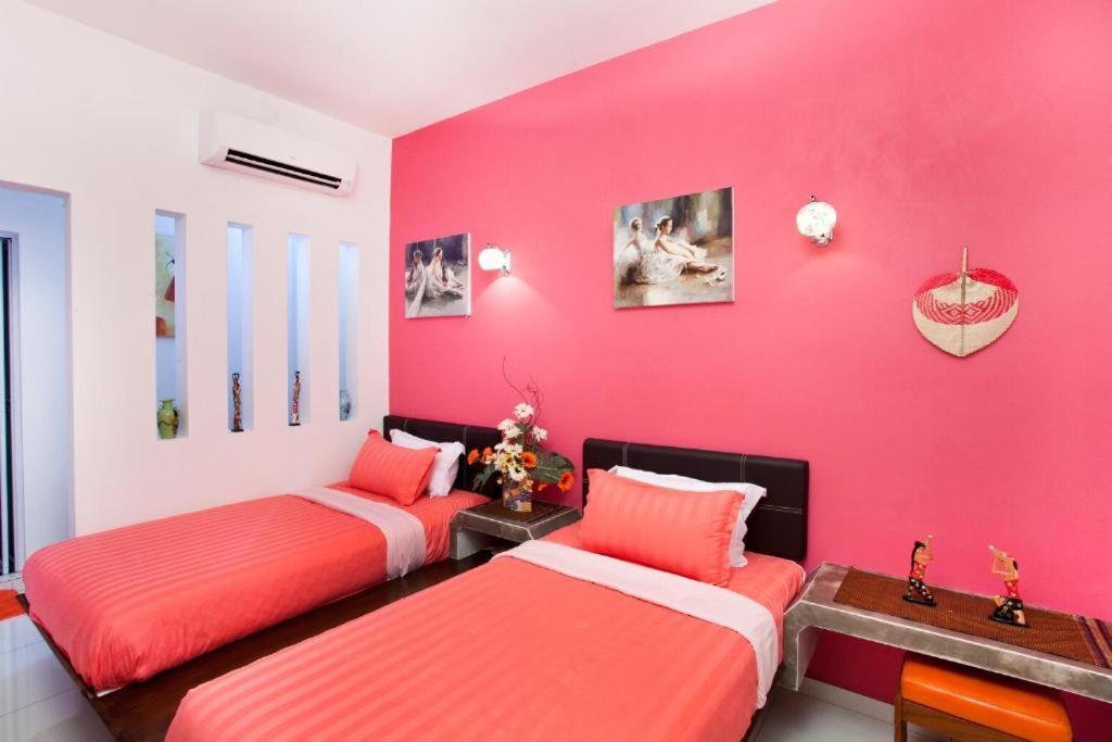 Oyo 90855 Vince Villa Bukit Mertajam Exterior foto